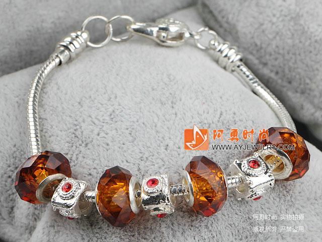 饰品编号:L505  我们主要经营 手链、项链、耳环、戒指、套链、吊坠、手机链、请方问我们的网站 www.ayjewelry.com