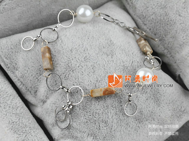 饰品编号:L745  我们主要经营 手链、项链、耳环、戒指、套链、吊坠、手机链、请方问我们的网站 www.ayjewelry.com