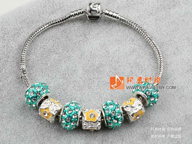 饰品编号:L819  我们主要经营 手链、项链、耳环、戒指、套链、吊坠、手机链、请方问我们的网站 www.ayjewelry.com