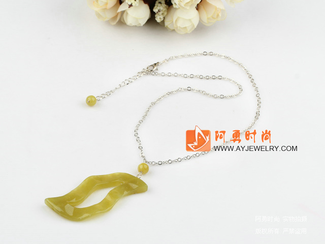 饰品编号:L886  我们主要经营 手链、项链、耳环、戒指、套链、吊坠、手机链、请方问我们的网站 www.ayjewelry.com