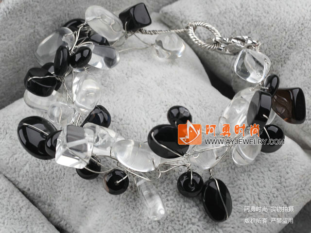 饰品编号:L933  我们主要经营 手链、项链、耳环、戒指、套链、吊坠、手机链、请方问我们的网站 www.ayjewelry.com