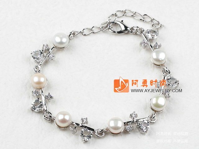 饰品编号:RY1185  我们主要经营 手链、项链、耳环、戒指、套链、吊坠、手机链、请方问我们的网站 www.ayjewelry.com