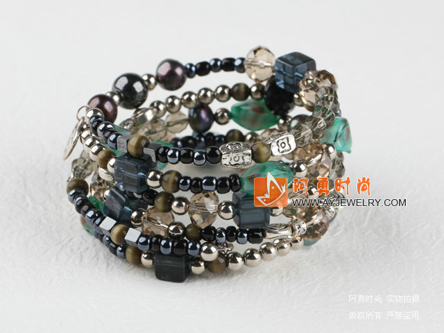 饰品编号:RY794  我们主要经营 手链、项链、耳环、戒指、套链、吊坠、手机链、请方问我们的网站 www.ayjewelry.com