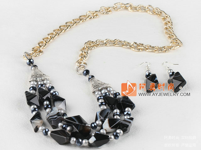 饰品编号:T407  我们主要经营 手链、项链、耳环、戒指、套链、吊坠、手机链、请方问我们的网站 www.ayjewelry.com
