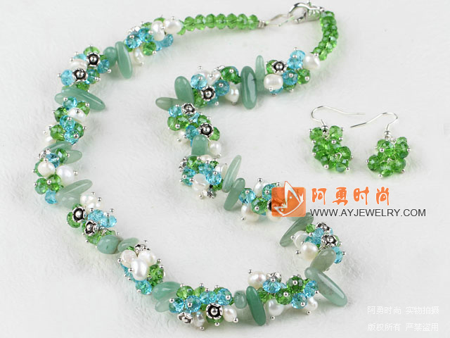 饰品编号:T408  我们主要经营 手链、项链、耳环、戒指、套链、吊坠、手机链、请方问我们的网站 www.ayjewelry.com