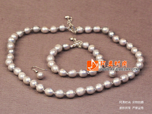 饰品编号:T633  我们主要经营 手链、项链、耳环、戒指、套链、吊坠、手机链、请方问我们的网站 www.ayjewelry.com