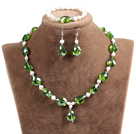 嫩绿色珍珠水晶项链手链耳环套装