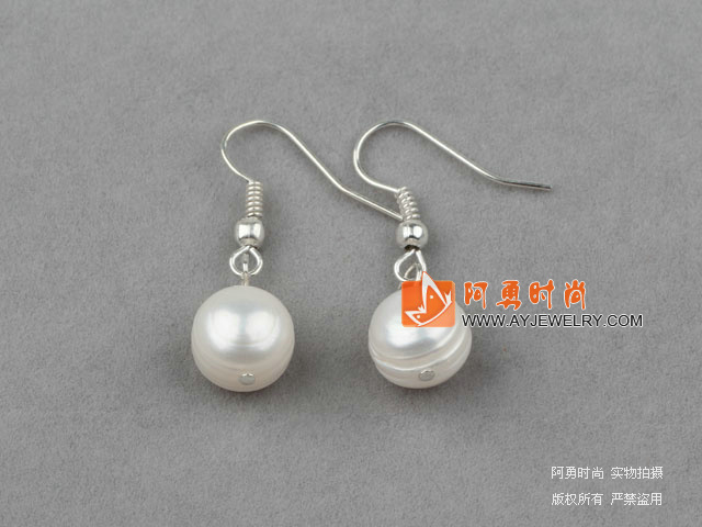饰品编号:T805  我们主要经营 手链、项链、耳环、戒指、套链、吊坠、手机链、请方问我们的网站 www.ayjewelry.com