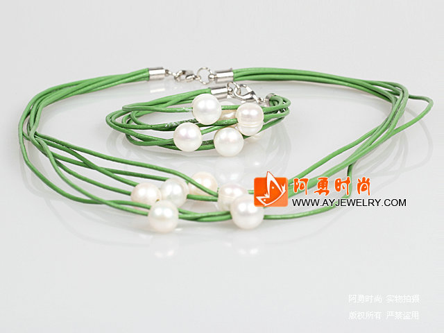 饰品编号:T947  我们主要经营 手链、项链、耳环、戒指、套链、吊坠、手机链、请方问我们的网站 www.ayjewelry.com