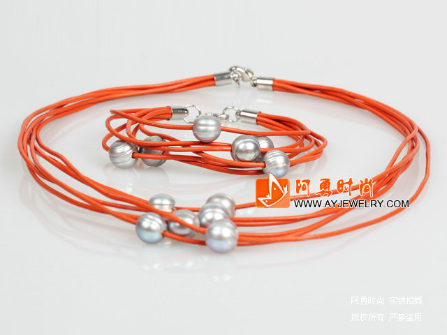 饰品编号:T955  我们主要经营 手链、项链、耳环、戒指、套链、吊坠、手机链、请方问我们的网站 www.ayjewelry.com