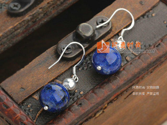 饰品编号:V279  我们主要经营 手链、项链、耳环、戒指、套链、吊坠、手机链、请方问我们的网站 www.ayjewelry.com