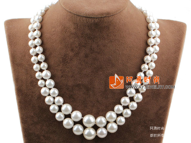 乳白色海贝珠双层塔珠项链