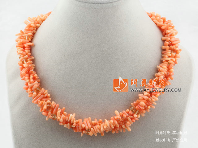 橘色珊瑚项链