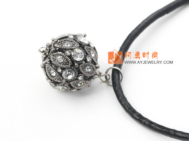 饰品编号:X2459  我们主要经营 手链、项链、耳环、戒指、套链、吊坠、手机链、请方问我们的网站 www.ayjewelry.com