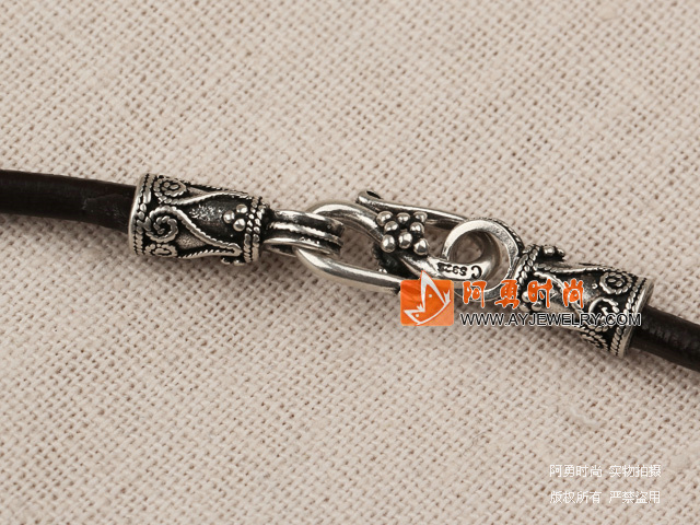 饰品编号:X2695  我们主要经营 手链、项链、耳环、戒指、套链、吊坠、手机链、请方问我们的网站 www.ayjewelry.com