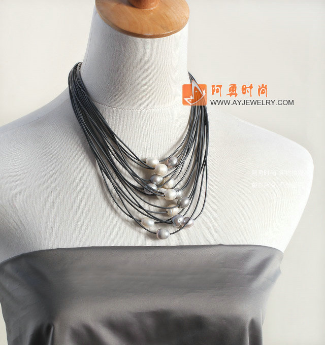 饰品编号:X3043  我们主要经营 手链、项链、耳环、戒指、套链、吊坠、手机链、请方问我们的网站 www.ayjewelry.com