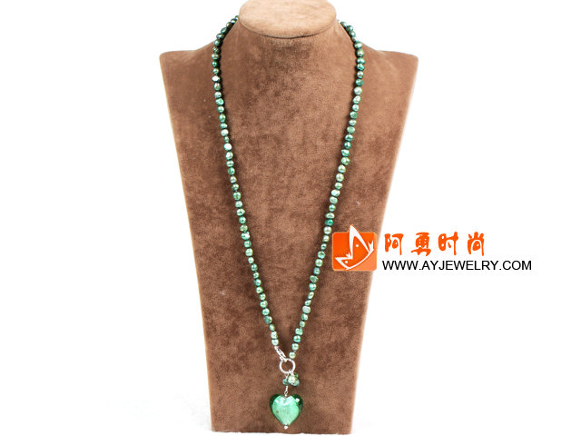绿珍珠绿色琉璃心项链