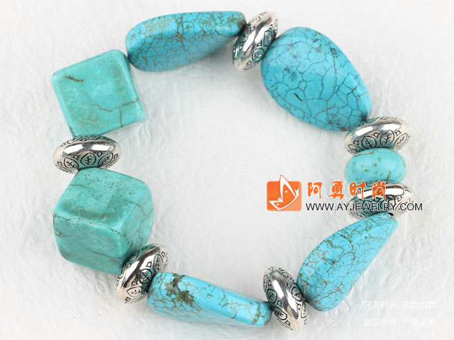饰品编号:Y1013  我们主要经营 手链、项链、耳环、戒指、套链、吊坠、手机链、请方问我们的网站 www.ayjewelry.com
