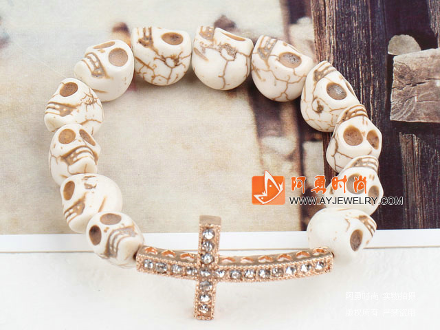 饰品编号:Y1164  我们主要经营 手链、项链、耳环、戒指、套链、吊坠、手机链、请方问我们的网站 www.ayjewelry.com