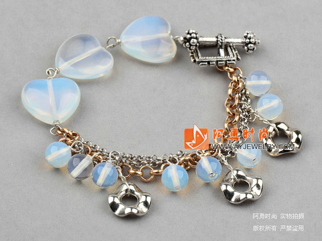 饰品编号:Y1419  我们主要经营 手链、项链、耳环、戒指、套链、吊坠、手机链、请方问我们的网站 www.ayjewelry.com