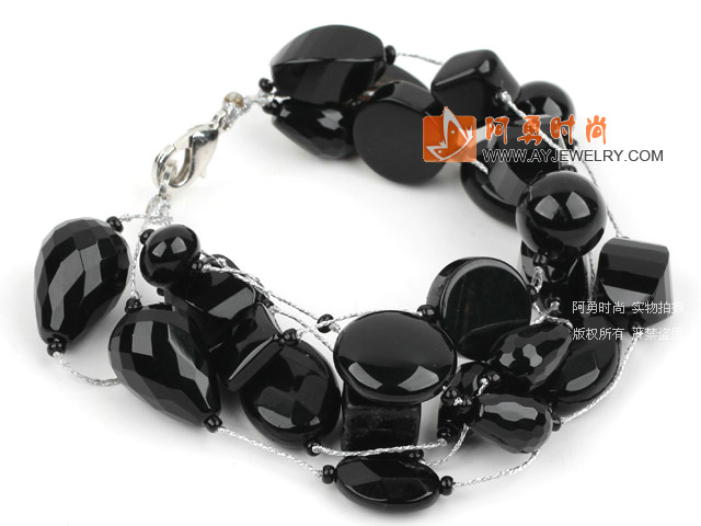饰品编号:Y1526  我们主要经营 手链、项链、耳环、戒指、套链、吊坠、手机链、请方问我们的网站 www.ayjewelry.com