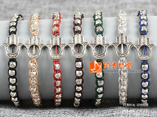 饰品编号:Y1560  我们主要经营 手链、项链、耳环、戒指、套链、吊坠、手机链、请方问我们的网站 www.ayjewelry.com