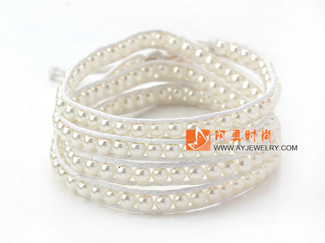 白色玻璃珠编织手链