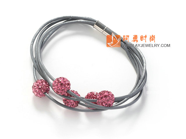 饰品编号:Y1970  我们主要经营 手链、项链、耳环、戒指、套链、吊坠、手机链、请方问我们的网站 www.ayjewelry.com
