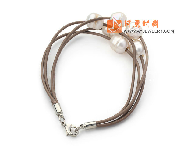 饰品编号:Y2029  我们主要经营 手链、项链、耳环、戒指、套链、吊坠、手机链、请方问我们的网站 www.ayjewelry.com