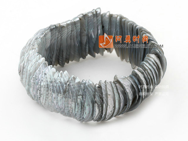 饰品编号:Y2144  我们主要经营 手链、项链、耳环、戒指、套链、吊坠、手机链、请方问我们的网站 www.ayjewelry.com