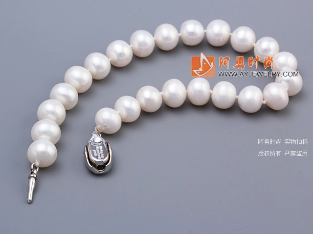 饰品编号:Y2555  我们主要经营 手链、项链、耳环、戒指、套链、吊坠、手机链、请方问我们的网站 www.ayjewelry.com