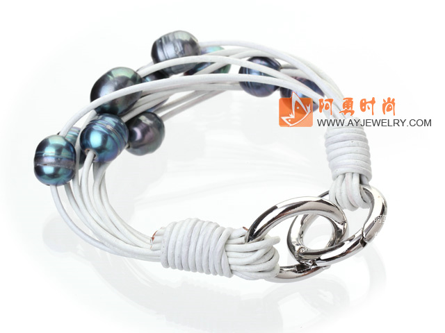 饰品编号:Y2617  我们主要经营 手链、项链、耳环、戒指、套链、吊坠、手机链、请方问我们的网站 www.ayjewelry.com