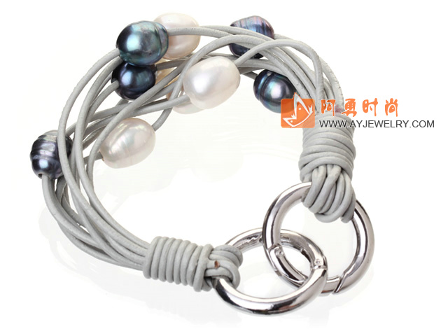 饰品编号:Y2620  我们主要经营 手链、项链、耳环、戒指、套链、吊坠、手机链、请方问我们的网站 www.ayjewelry.com