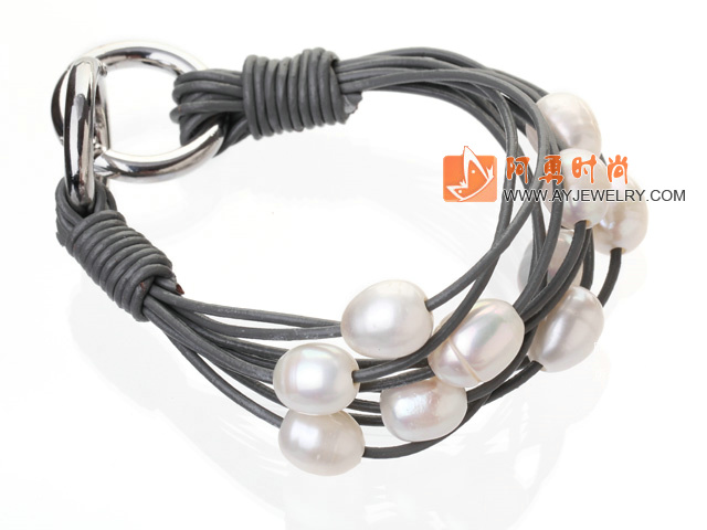 饰品编号:Y2634  我们主要经营 手链、项链、耳环、戒指、套链、吊坠、手机链、请方问我们的网站 www.ayjewelry.com