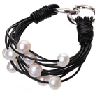 天然白色珍珠手链 配黑色皮绳 多层皮绳款