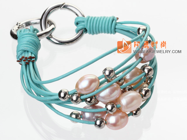 饰品编号:Y2642  我们主要经营 手链、项链、耳环、戒指、套链、吊坠、手机链、请方问我们的网站 www.ayjewelry.com