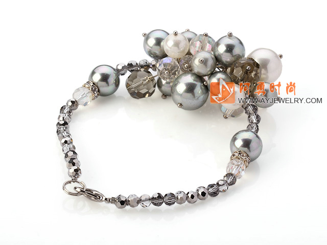 饰品编号:Y2681  我们主要经营 手链、项链、耳环、戒指、套链、吊坠、手机链、请方问我们的网站 www.ayjewelry.com