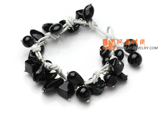 饰品编号:Y3016  我们主要经营 手链、项链、耳环、戒指、套链、吊坠、手机链、请方问我们的网站 www.ayjewelry.com