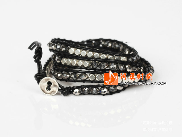 饰品编号:Y3053  我们主要经营 手链、项链、耳环、戒指、套链、吊坠、手机链、请方问我们的网站 www.ayjewelry.com