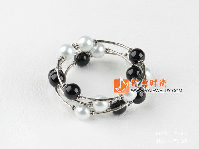 饰品编号:Y923  我们主要经营 手链、项链、耳环、戒指、套链、吊坠、手机链、请方问我们的网站 www.ayjewelry.com