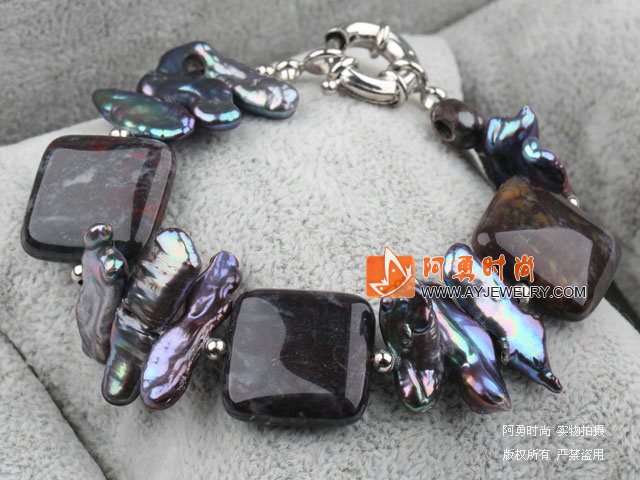 饰品编号:Y978  我们主要经营 手链、项链、耳环、戒指、套链、吊坠、手机链、请方问我们的网站 www.ayjewelry.com