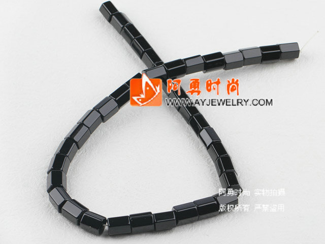 饰品编号:M3787  我们主要经营 手链、项链、耳环、戒指、套链、吊坠、手机链、请方问我们的网站 www.ayjewelry.com