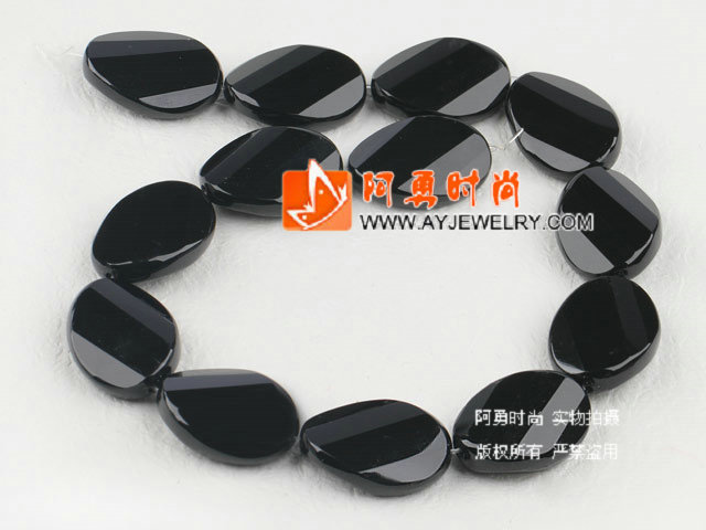 饰品编号:M3817  我们主要经营 手链、项链、耳环、戒指、套链、吊坠、手机链、请方问我们的网站 www.ayjewelry.com