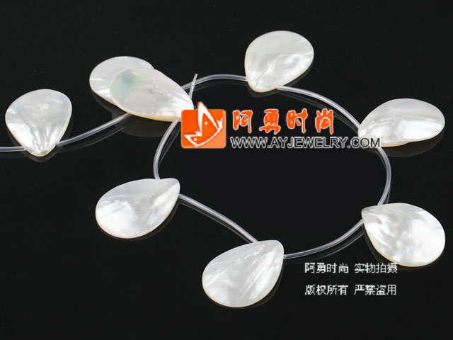 饰品编号:M4154  我们主要经营 手链、项链、耳环、戒指、套链、吊坠、手机链、请方问我们的网站 www.ayjewelry.com