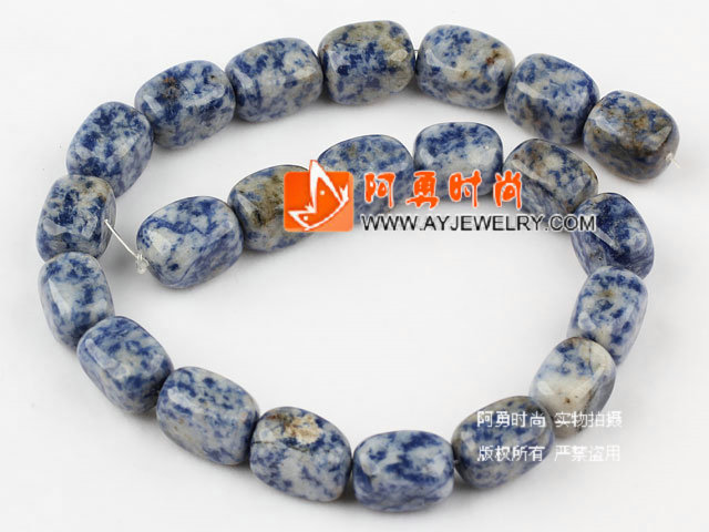 饰品编号:M5135  我们主要经营 手链、项链、耳环、戒指、套链、吊坠、手机链、请方问我们的网站 www.ayjewelry.com
