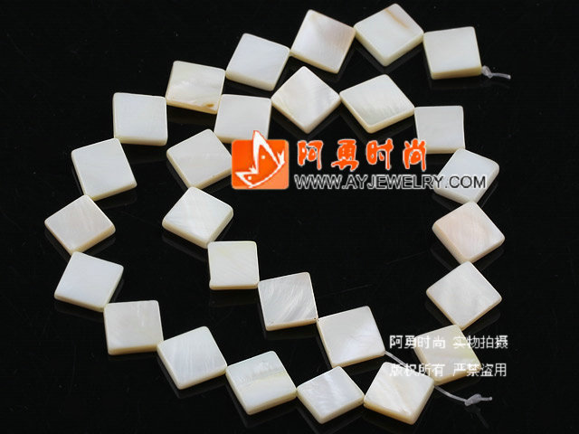 饰品编号:M5441  我们主要经营 手链、项链、耳环、戒指、套链、吊坠、手机链、请方问我们的网站 www.ayjewelry.com