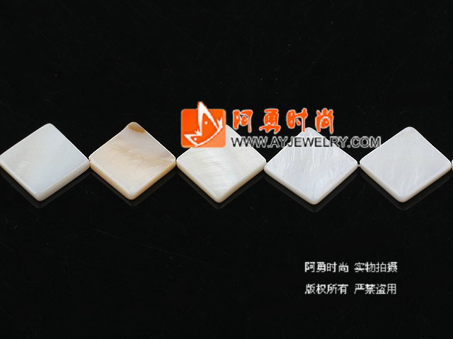 饰品编号:M5447  我们主要经营 手链、项链、耳环、戒指、套链、吊坠、手机链、请方问我们的网站 www.ayjewelry.com