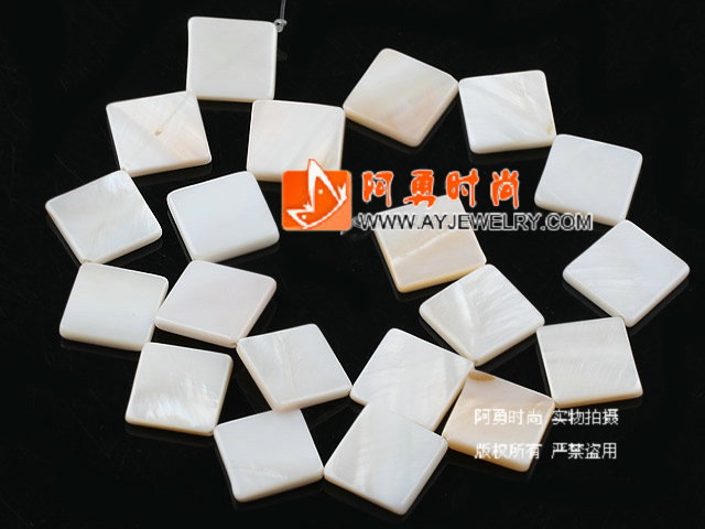 饰品编号:M5447  我们主要经营 手链、项链、耳环、戒指、套链、吊坠、手机链、请方问我们的网站 www.ayjewelry.com