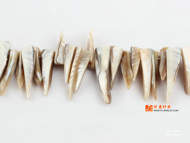饰品编号:M5569  我们主要经营 手链、项链、耳环、戒指、套链、吊坠、手机链、请方问我们的网站 www.ayjewelry.com