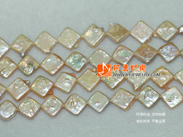 饰品编号:P43  我们主要经营 手链、项链、耳环、戒指、套链、吊坠、手机链、请方问我们的网站 www.ayjewelry.com